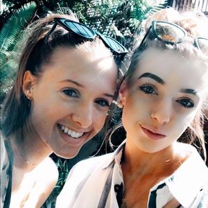 Meet your Posher, Gemma & Jillian